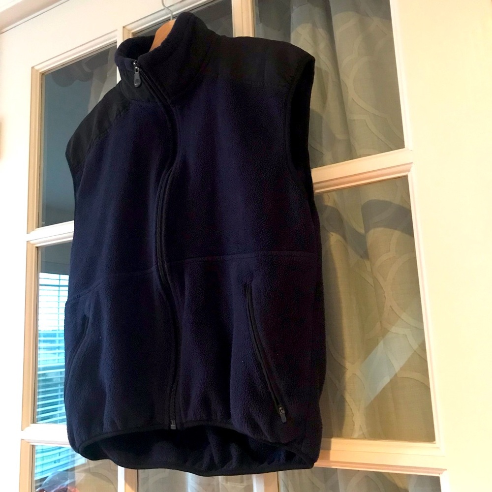 Timberland navy blue and black fleece vest size S men’s in excellent condition